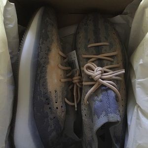 Yeezy Boost 380 Mist NRF size 13